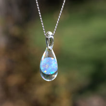 Load image into Gallery viewer, Large Opal Pendant Necklace
